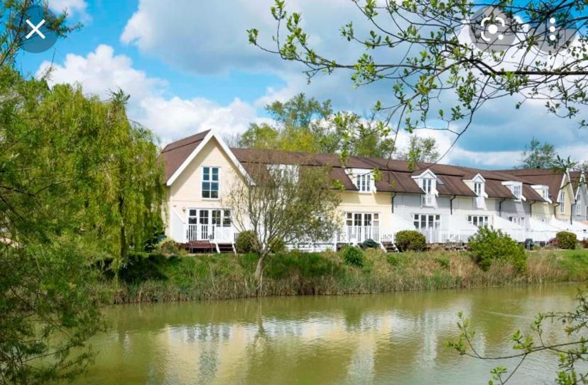 Holiday home Emerald House