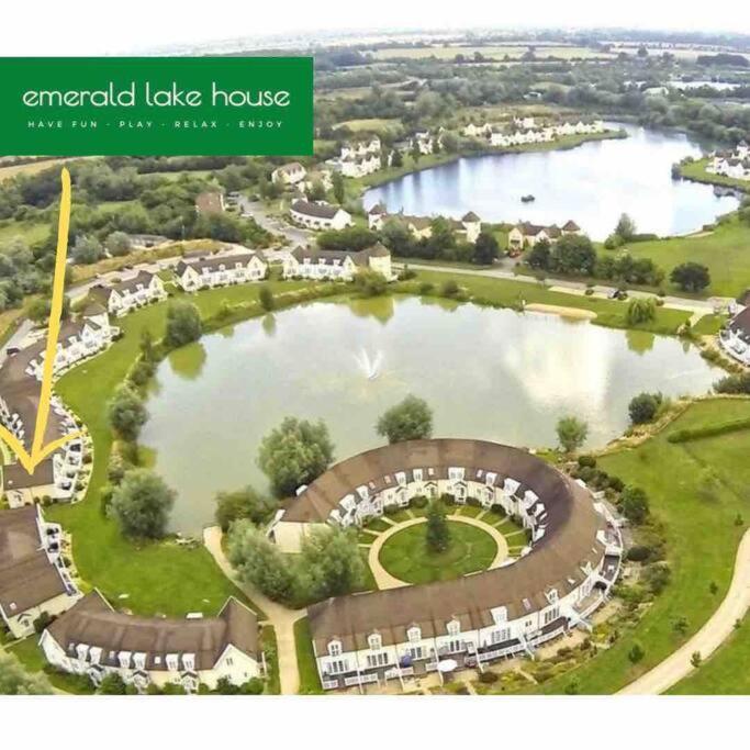 Holiday home Emerald House *
