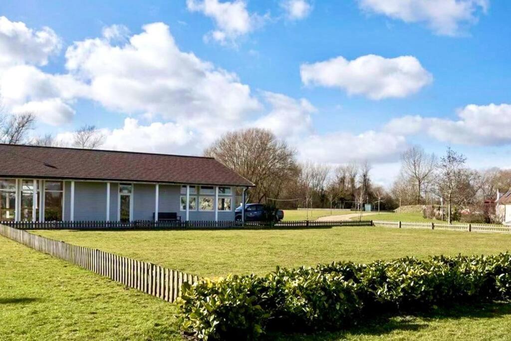 Emerald House Holiday home South Cerney